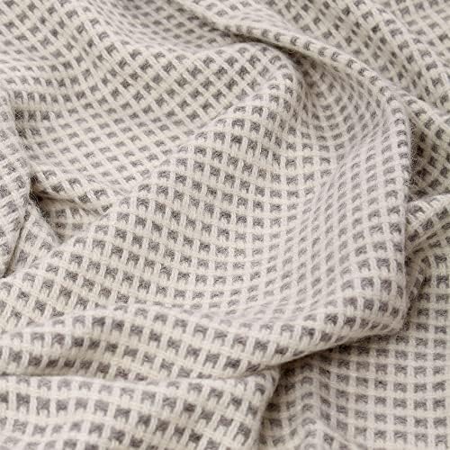 Sechura Mosaic - Baby Alpaca Wool Хвърли Blanket Handwoven Soft Warm Squares Design 76 x 54 (мек сив/слонова кост)